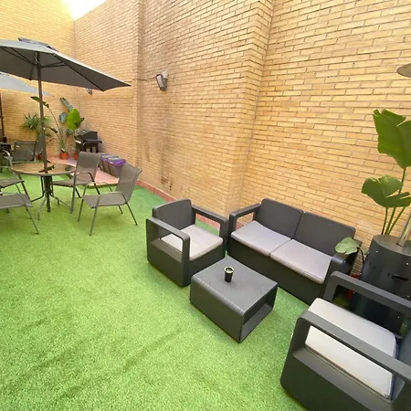 Vandrarhem Futurotel Space Garden