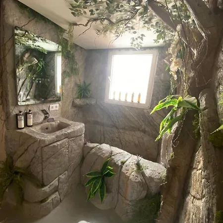 بيت شباب Futurotel Space Garden