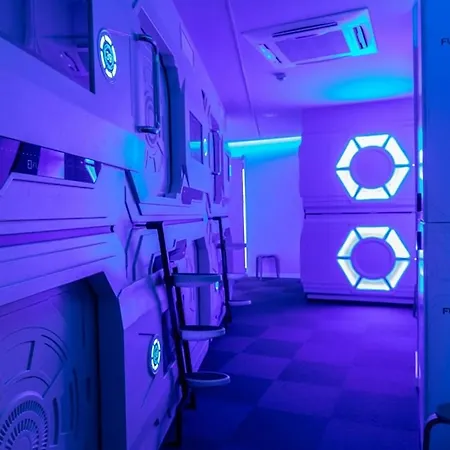 Futurotel Space Garden غرناطة