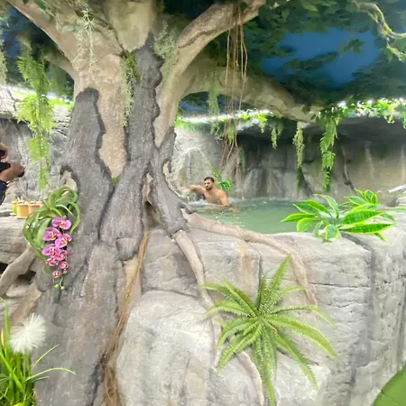Futurotel Space Garden * غرناطة