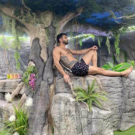 Futurotel Space Garden * غرناطة